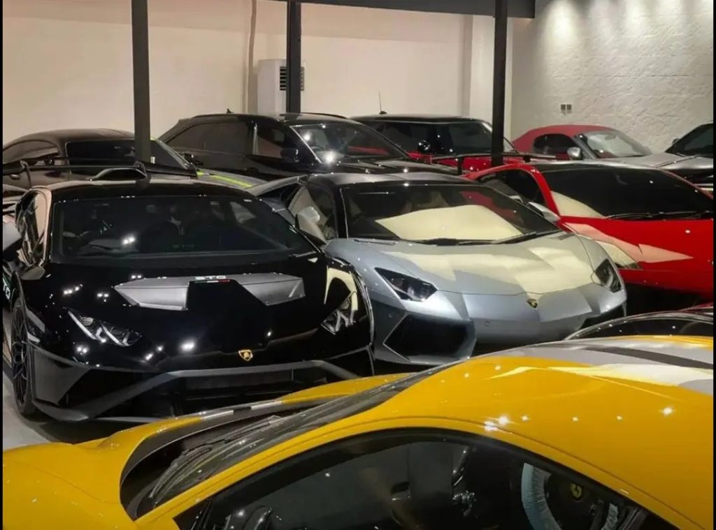 Mbappé Acquires Lamborghini Huracán STO Black Supercar Worth Over Half a Million Dollars