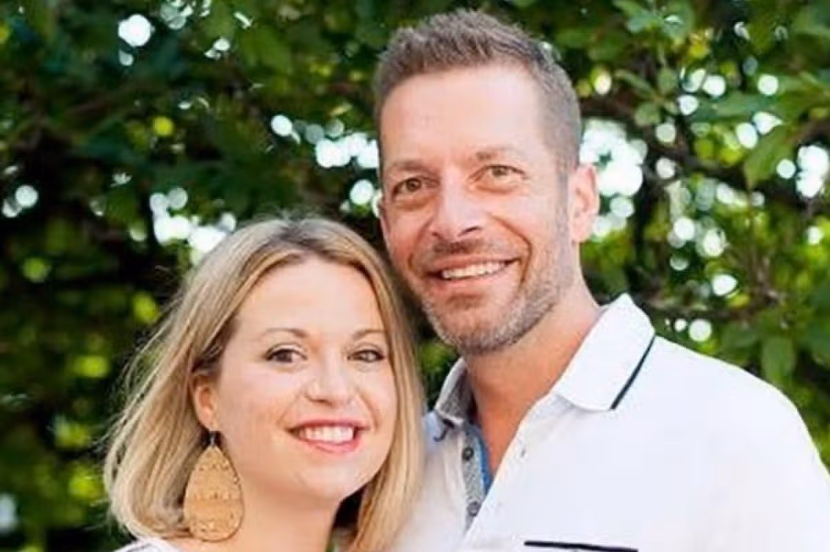 Amanda and Kristopher Karolkiewicz