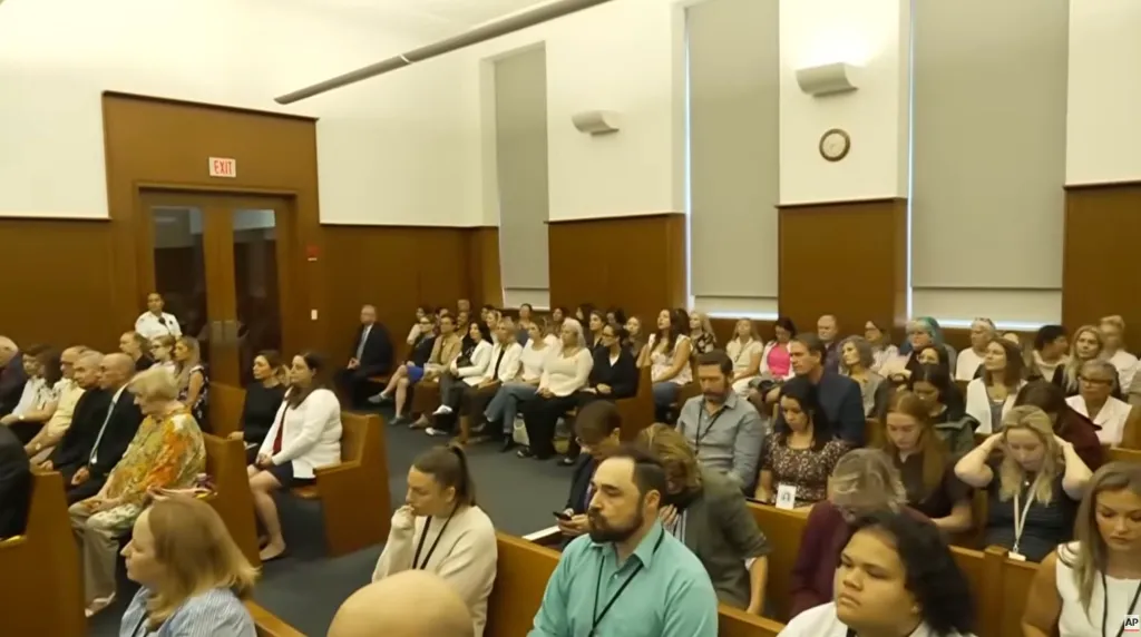 People are pictured in court during Lindsay Clancy's murder trial.